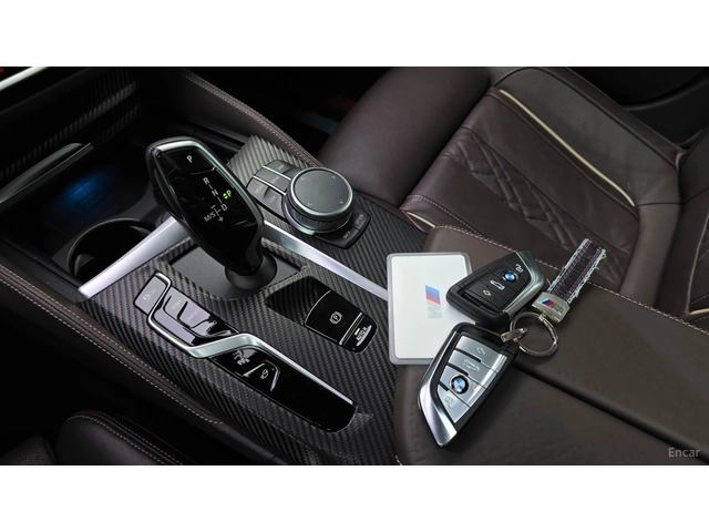 BMW 530 Xi* M-SPORT* ПОДГРЕВ* ОБДУХВАНЕ* ШИБИДАХ* 360* HUD - автомобили, коли, обяви за нови и употребявани 8