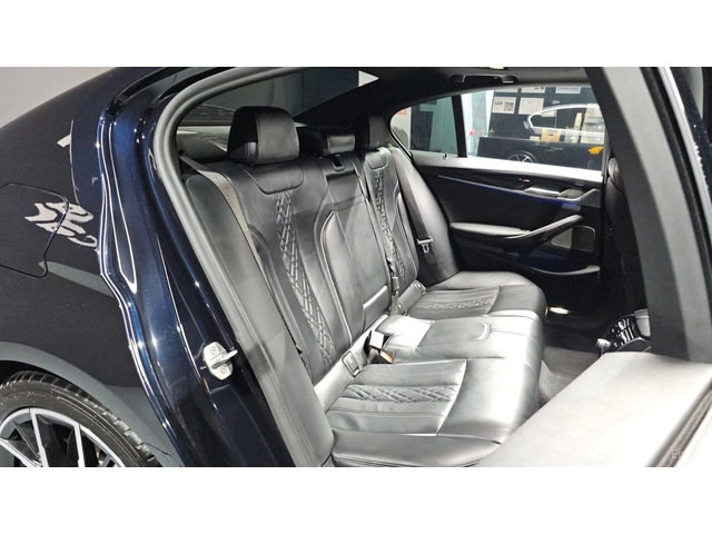 BMW 530 M-SPORT* ПОДГРЕВ* ОБДУХВАНЕ* ШИБИДАХ* 360* HUD* - автомобили, коли, обяви за нови и употребявани 10