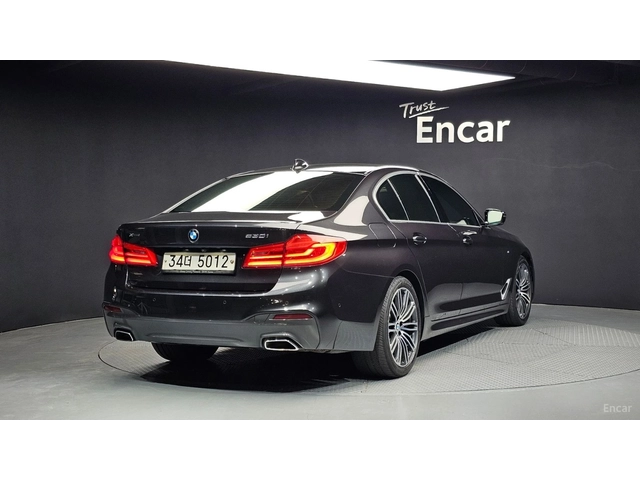 BMW 530 M-SPORT PLUS* ПОДГРЕВ* ОБДУХВАНЕ* ШИБИДАХ* 360* HU - автомобили, коли, обяви за нови и употребявани 1