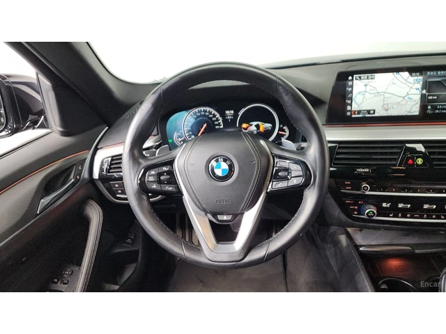 BMW 530 M-SPORT* КОЖА* ПОДГРЕВ* ШИБИДАХ* КАМЕРА* - автомобили, коли, обяви за нови и употребявани 11