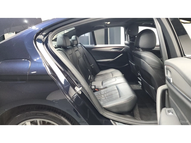 BMW 530 M-SPORT* КОЖА* ПОДГРЕВ* ШИБИДАХ* КАМЕРА* - автомобили, коли, обяви за нови и употребявани 9