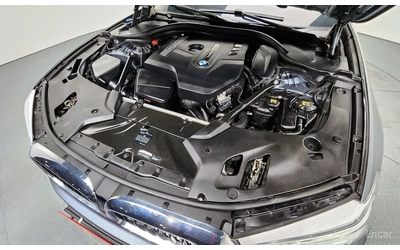 BMW 530 M* SPORT* ДИСТРОНИК* ХЕДЪП* LANE* ASSIST* - автомобили, коли, обяви за нови и употребявани 16