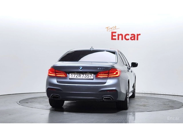 BMW 530 M* SPORT* ДИСТРОНИК* ХЕДЪП* LANE* ASSIST* - автомобили, коли, обяви за нови и употребявани 3