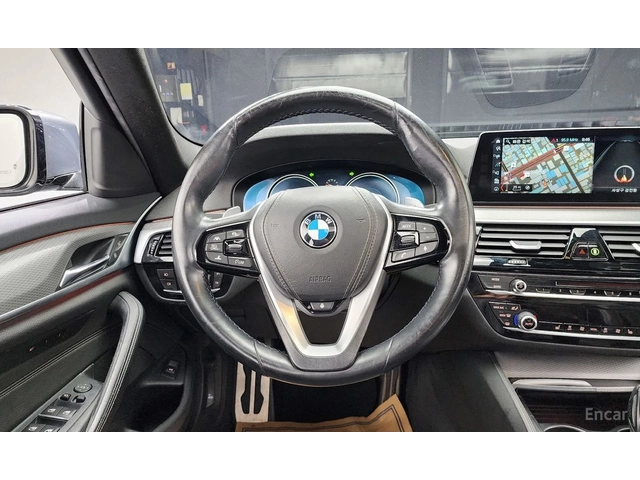 BMW 530 M* SPORT* ДИСТРОНИК* ХЕДЪП* LANE* ASSIST* - автомобили, коли, обяви за нови и употребявани 6