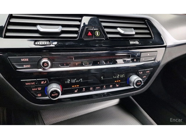 BMW 530 M* SPORT* ДИСТРОНИК* ХЕДЪП* LANE* ASSIST* - автомобили, коли, обяви за нови и употребявани 8