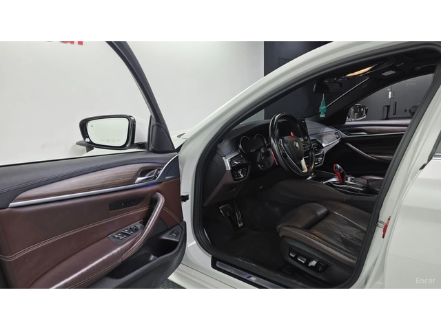 BMW 530 M* ОБДУХВАНЕ* 360 КАМЕРА* ПАМЕТ* HEADUP* ПАНО - автомобили, коли, обяви за нови и употребявани 9