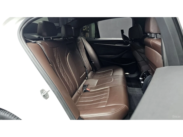 BMW 530 M* Xdrive* 360 КАМЕРА* ОБДУХВАНЕ* HEADUP - автомобили, коли, обяви за нови и употребявани 10