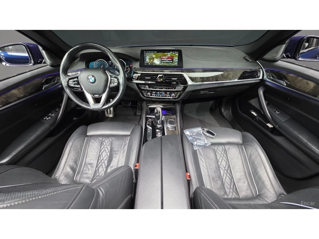 BMW 530 M* ОБДУХВАНЕ* ПОДГРЕВ* 360 КАМЕРА* HEADUP* HARMAN - автомобили, коли, обяви за нови и употребявани 5
