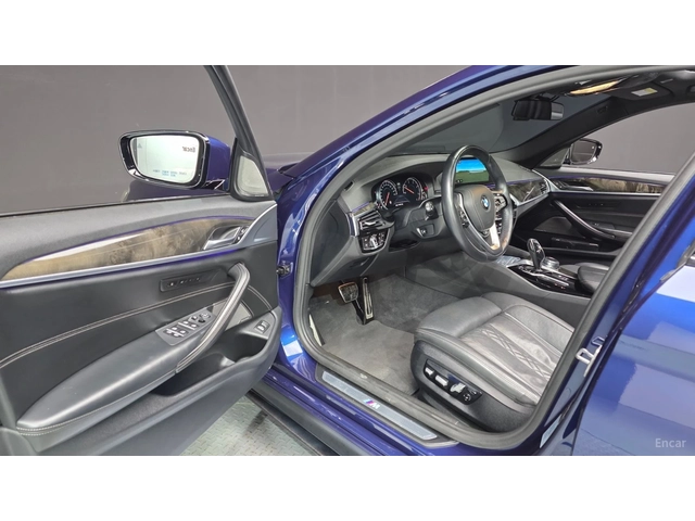 BMW 530 M* ОБДУХВАНЕ* ПОДГРЕВ* 360 КАМЕРА* HEADUP* HARMAN - автомобили, коли, обяви за нови и употребявани 8
