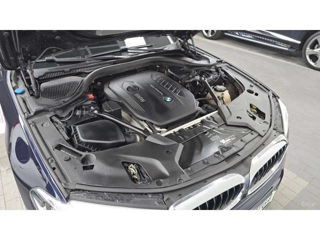 BMW 530 M* ОБДУХВАНЕ* ПОДГРЕВ* 360 КАМЕРА* ПАНОРАМА* HEADU - автомобили, коли, обяви за нови и употребявани 5