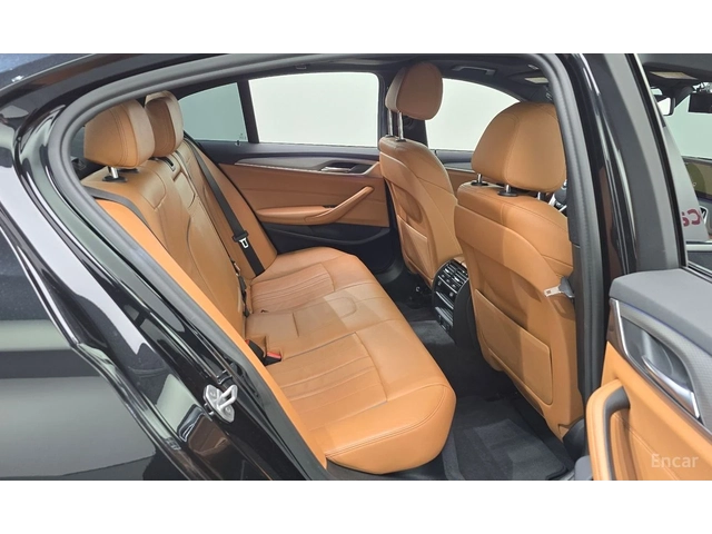 BMW 530 M* SPORT* ОБДУХВАНЕ* ДИСТРОНИК* ХЕДЪП* - автомобили, коли, обяви за нови и употребявани 14