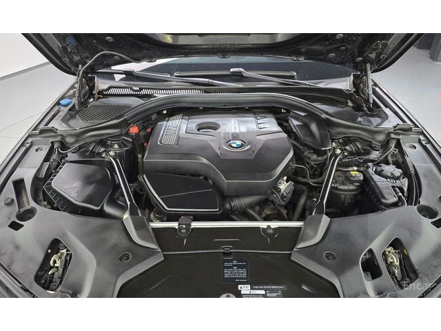 BMW 530 M* SPORT* ОБДУХВАНЕ* ДИСТРОНИК* ХЕДЪП* - автомобили, коли, обяви за нови и употребявани 16