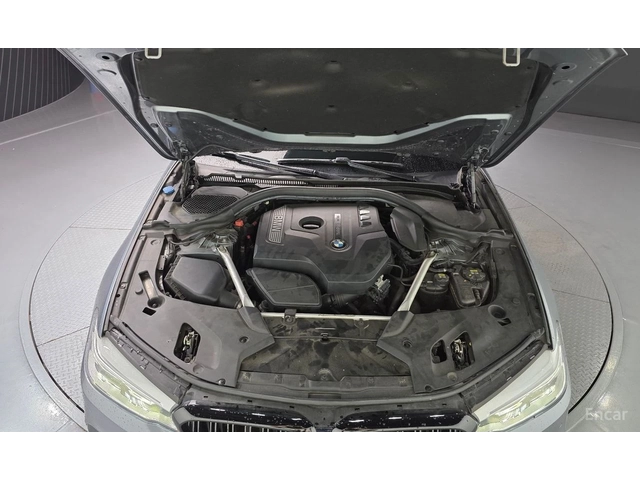 BMW 530 M* SPORT* HARMON* KARDON* ОБДУХВАНЕ* ДИСТРОНИК* ХЕ - автомобили, коли, обяви за нови и употребявани 16