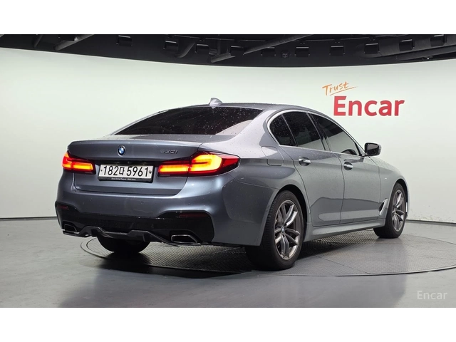 BMW 530 M* SPORT* HARMON* KARDON* ОБДУХВАНЕ* ДИСТРОНИК* ХЕ - автомобили, коли, обяви за нови и употребявани 1