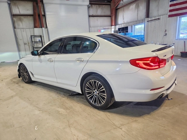 BMW 530 XI* ПОДГРЕВ* ШИБИДАХ* КАМЕРА* АМБИЕНТНО* BUY NOW* - автомобили, коли, обяви за нови и употребявани 1