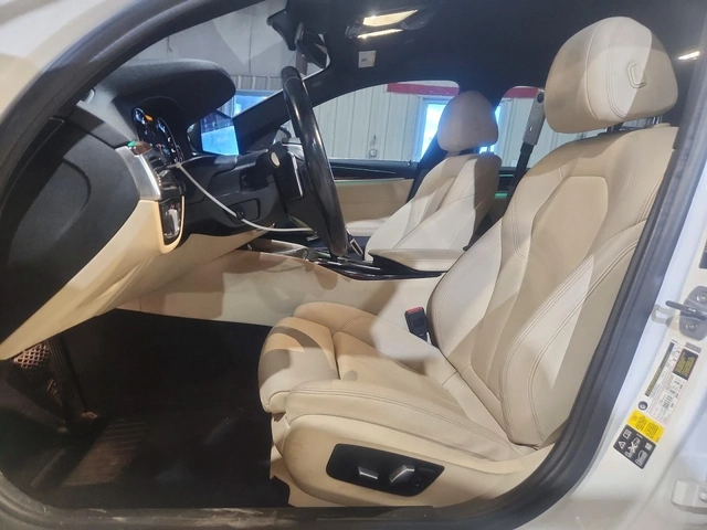 BMW 530 XI* ПОДГРЕВ* ШИБИДАХ* КАМЕРА* АМБИЕНТНО* BUY NOW* - автомобили, коли, обяви за нови и употребявани 6