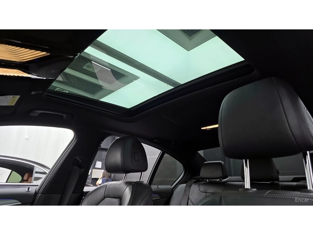 BMW 530 xDrive M-SPORT* HUD* КОЖА* НАВИ* ПАНО - автомобили, коли, обяви за нови и употребявани 12