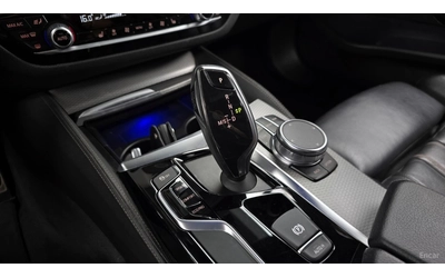 BMW 530 xDrive M-SPORT* HUD* КОЖА* НАВИ* ПАНО - автомобили, коли, обяви за нови и употребявани 6