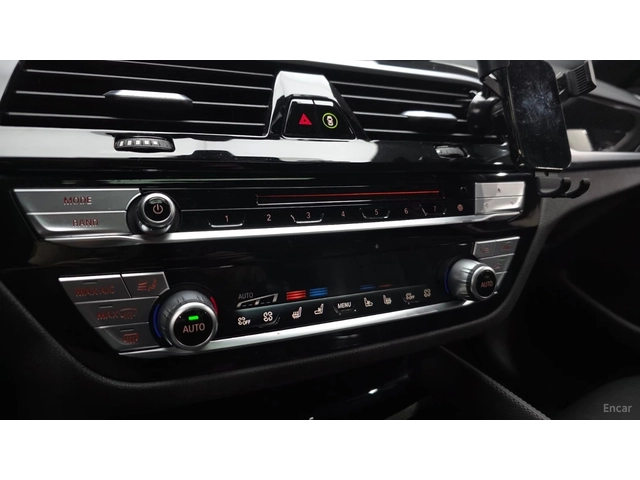 BMW 530 M SPORT PLUS* HUD* КОЖА* ОБДУХВ* НАВИ* ПАНО - автомобили, коли, обяви за нови и употребявани 14