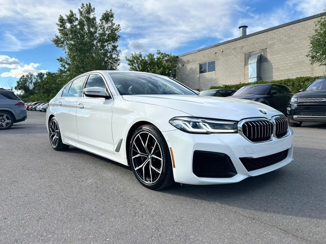 BMW 530 i xDrive M SPORT* HARMAN KARDON* PANORAMA* КАМЕРА* - автомобили, коли, обяви за нови и употребявани 2