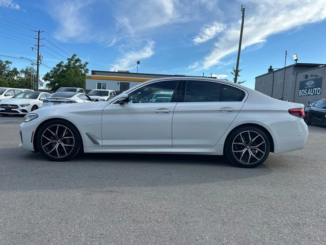 BMW 530 i xDrive M SPORT* HARMAN KARDON* PANORAMA* КАМЕРА* - автомобили, коли, обяви за нови и употребявани 7
