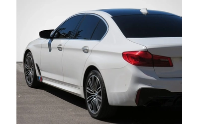 BMW 530 i xDrive M SPORT* HARMAN KARDON* ХЕДЪП* ПАНОРАМА* - автомобили, коли, обяви за нови и употребявани 6