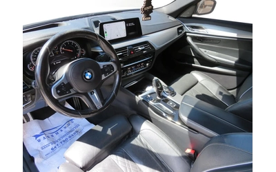 BMW 530 i xDrive M SPORT* HARMAN KARDON* ХЕДЪП* ПАНОРАМА* - автомобили, коли, обяви за нови и употребявани 8