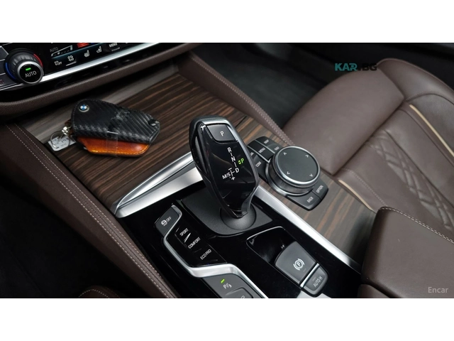 BMW 530 * FULL* M PACK* 360* Ambient Light* Head-up* - автомобили, коли, обяви за нови и употребявани 6
