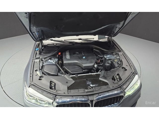 BMW 530 M* SPORT* ДИСТРОНИК* ХЕДЪП* LANE* ASSIST* - автомобили, коли, обяви за нови и употребявани 16