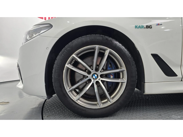 BMW 530 xDrive M PACK* 360* ДИГ ТАБЛО* DISTRO* ОБДУХ* LANE - автомобили, коли, обяви за нови и употребявани 14