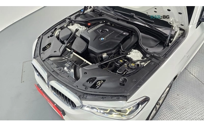 BMW 530 xDrive M PACK* 360* ДИГ ТАБЛО* DISTRO* ОБДУХ* LANE - автомобили, коли, обяви за нови и употребявани 15