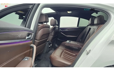 BMW 530 xDrive M PACK* 360* ДИГ ТАБЛО* DISTRO* ОБДУХ* LANE - автомобили, коли, обяви за нови и употребявани 8
