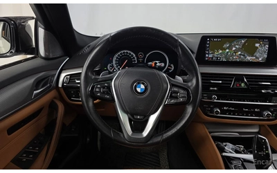 BMW 530 i xDrive M SPORT* BOWERS & WILKINS* DISTRONIC* - автомобили, коли, обяви за нови и употребявани 8