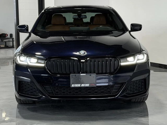 BMW 530 i* XDRIVE* M SPORT* HEAD UP* ШИБИДАХ* КАМЕРА - автомобили, коли, обяви за нови и употребявани 0