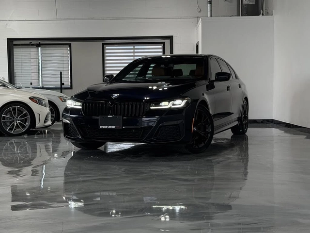 BMW 530 i* XDRIVE* M SPORT* HEAD UP* ШИБИДАХ* КАМЕРА - автомобили, коли, обяви за нови и употребявани 1