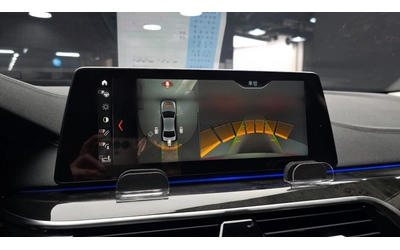 BMW 530 d Luxury Plus - автомобили, коли, обяви за нови и употребявани 14