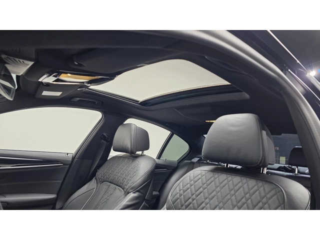 BMW 530 i M Sport - автомобили, коли, обяви за нови и употребявани 14