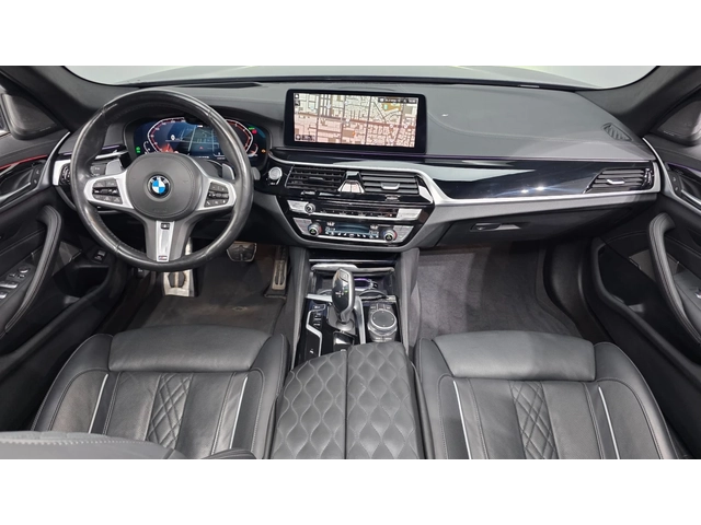 BMW 530 i M Sport - автомобили, коли, обяви за нови и употребявани 4