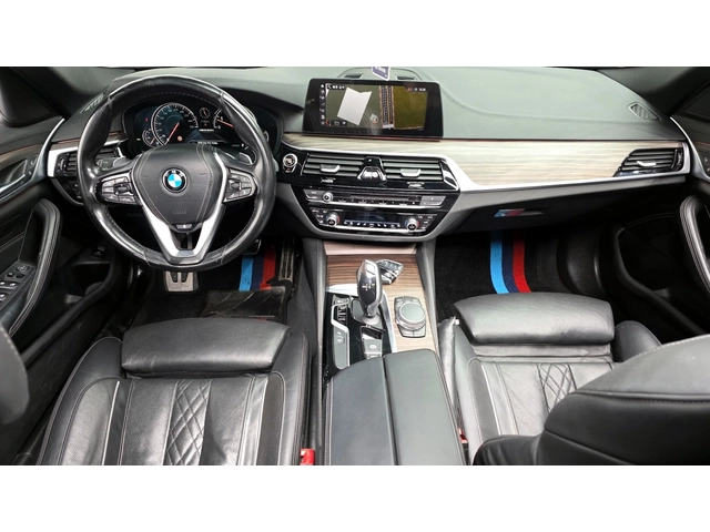 BMW 530 i M Sport Plus - автомобили, коли, обяви за нови и употребявани 5
