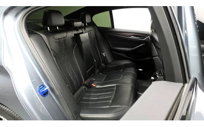 BMW 530 i M Sport Plus - автомобили, коли, обяви за нови и употребявани 9