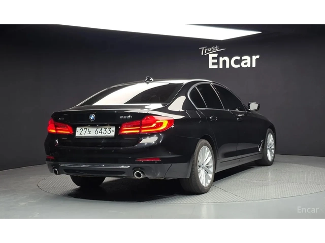 BMW 530 xDrive Luxury - автомобили, коли, обяви за нови и употребявани 2