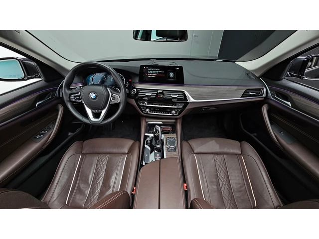 BMW 530 Luxury Plus (G30) - автомобили, коли, обяви за нови и употребявани 2