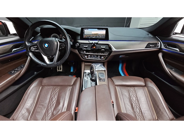 BMW 530 530i xDrive M Sport Plus | HUD | 360  | Памет - автомобили, коли, обяви за нови и употребявани 5
