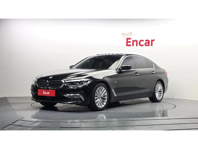 BMW 530 530i xDrive Luxury Plus| HUD| Адаптивен круиз| Пам - автомобили, коли, обяви за нови и употребявани 0