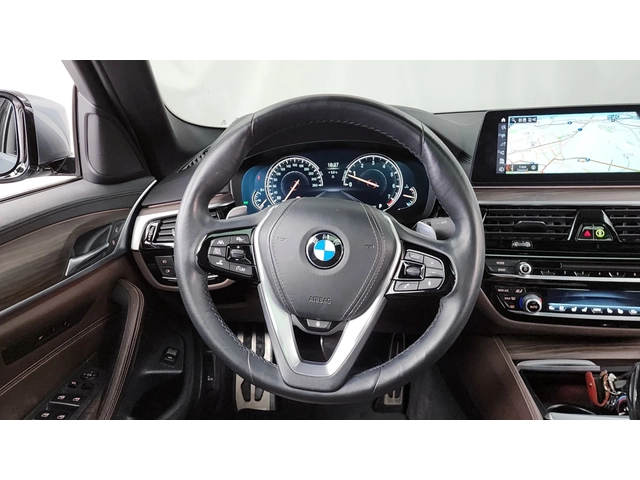 BMW 530 530i M Sport Plus | HUD | 360  Камера | - автомобили, коли, обяви за нови и употребявани 10
