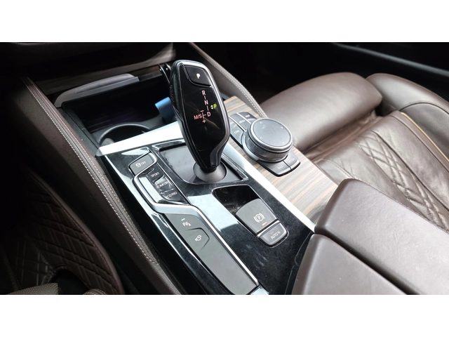 BMW 530 530i xDrive M Sport Plus | HUD | 360  Камера | - автомобили, коли, обяви за нови и употребявани 10