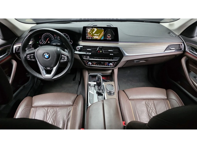 BMW 530 i xDrive Luxury Plus | HUD | Ventilated Seats - автомобили, коли, обяви за нови и употребявани 6