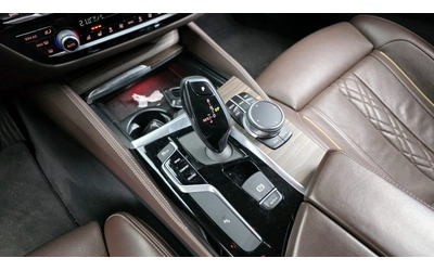 BMW 530 i xDrive Luxury Plus | HUD | Ventilated Seats - автомобили, коли, обяви за нови и употребявани 8