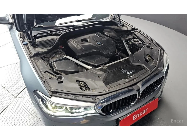 BMW 530 M Sport Plus - автомобили, коли, обяви за нови и употребявани 5