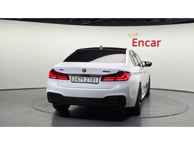 BMW 530 M Sport Plus - автомобили, коли, обяви за нови и употребявани 3